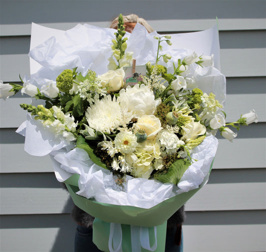 'Chic White' Mother's Day Bouquet